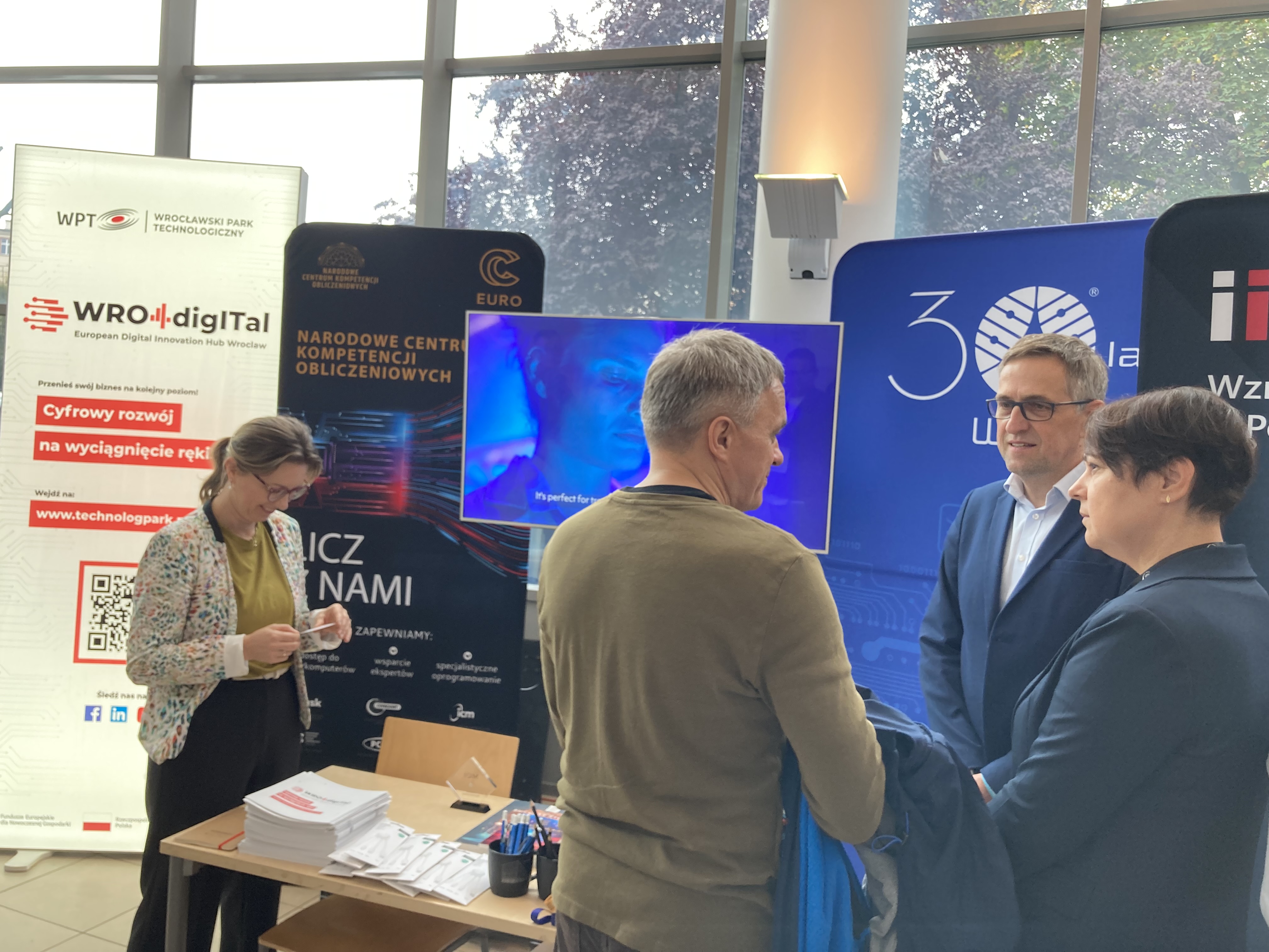 Debata - Cyberniezależność