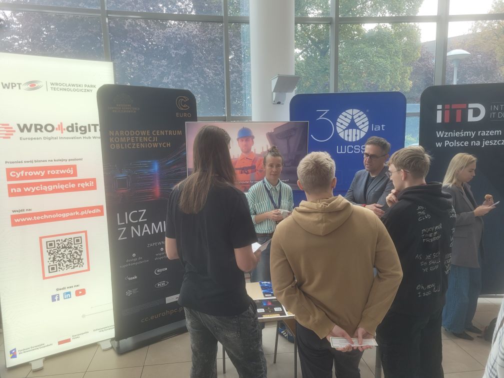 Rozmowa w trakcie kongresu