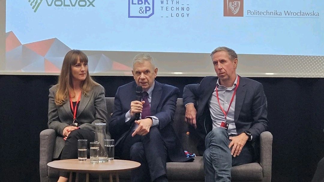 Panel dyskusyjny z udziałem Jacka Oko