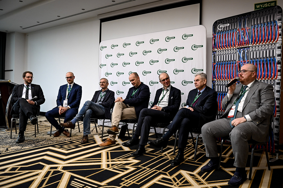 Panel dyskusyjny podczas konferencji